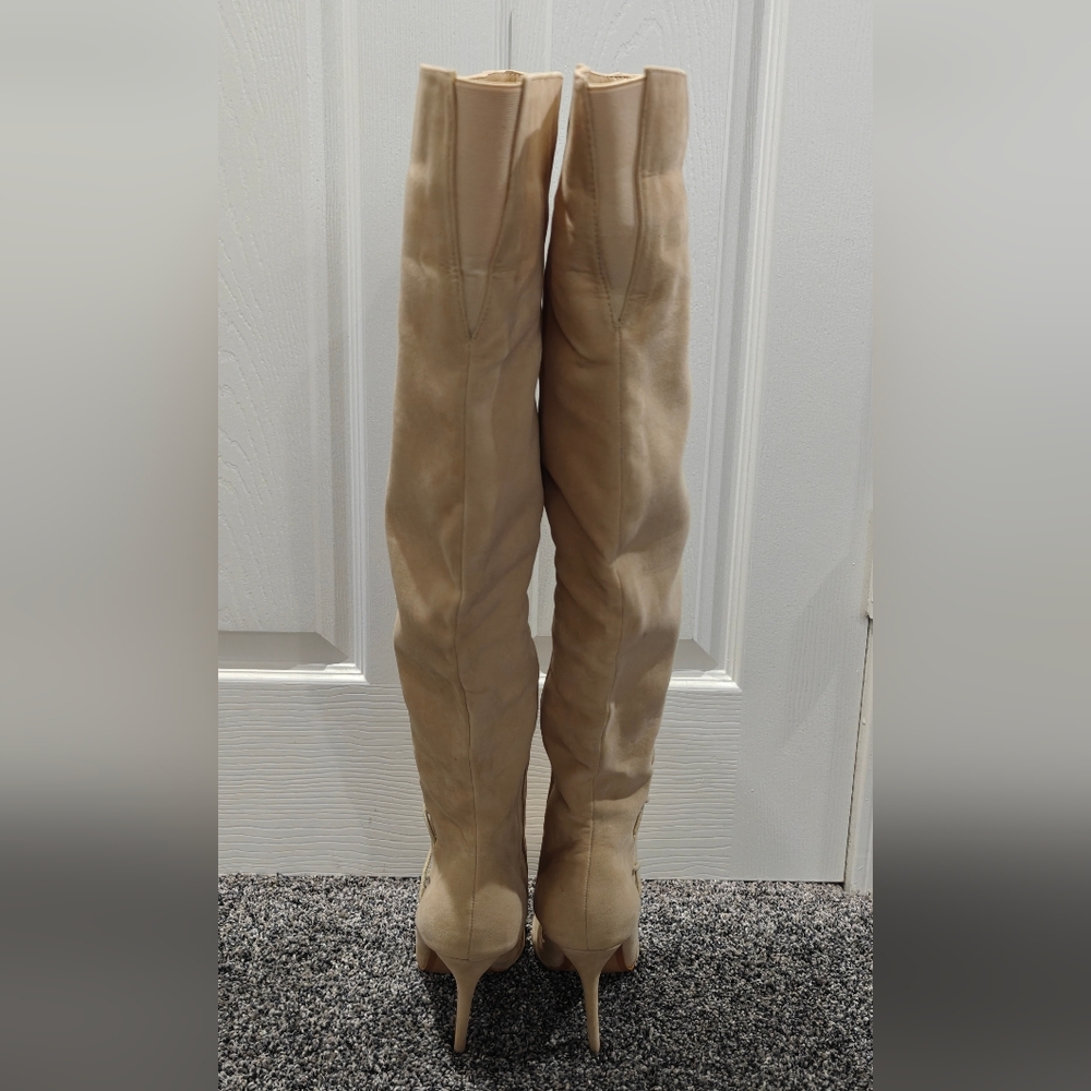 Shoe Republica Elegant Beige Suede Knee-High Boots, Size 9, Worn Once - Picture 3 of 5